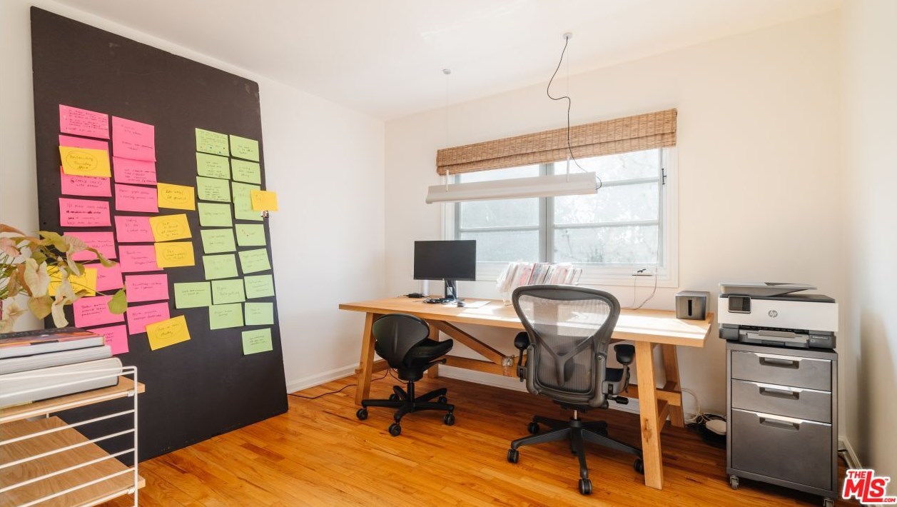 6303 Bryn Mawr Dr, Los Angeles CA  90068-2808 exterior