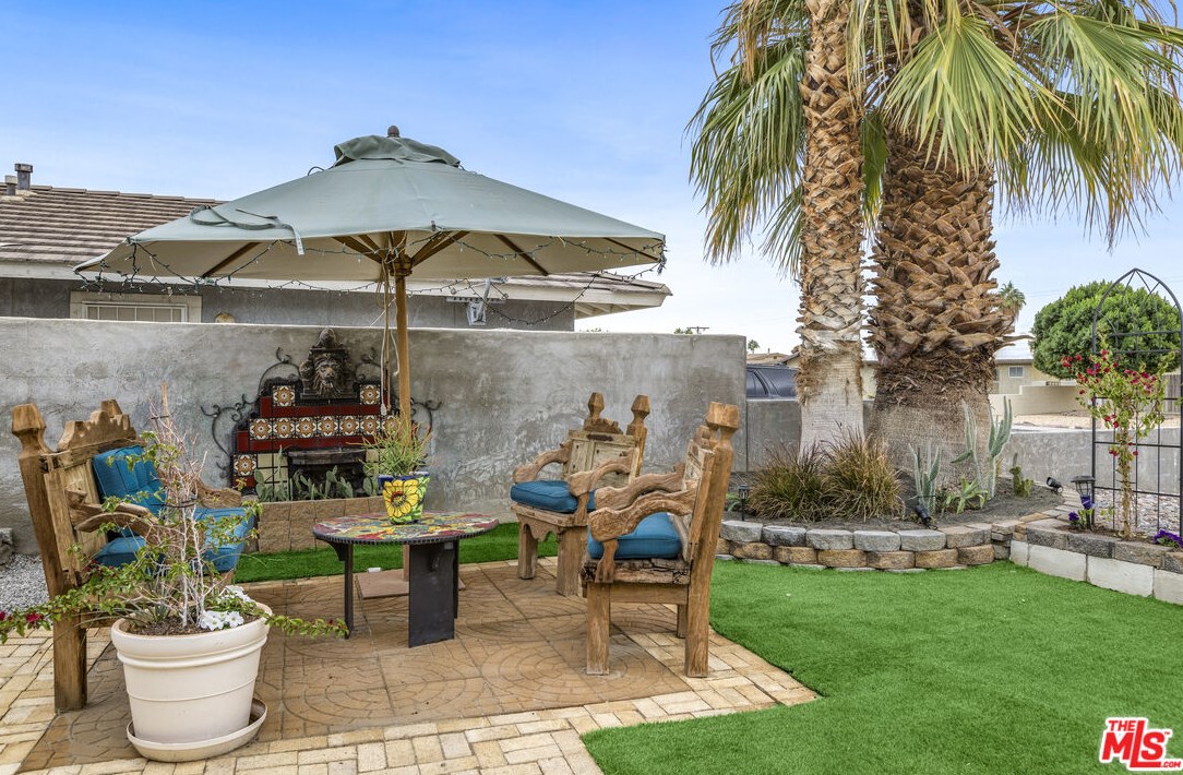 69100 San Helena Ave, Cathedral City CA  92234-3241 exterior