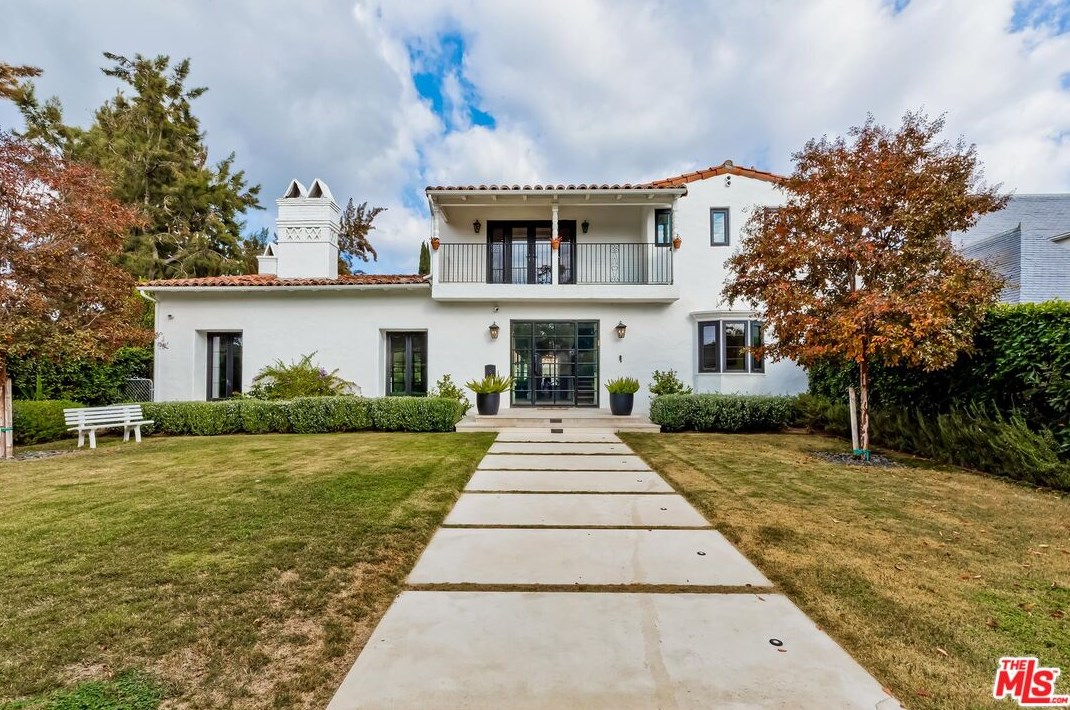 800 Beverly Glen Blvd, Los Angeles, CA 90024-4604