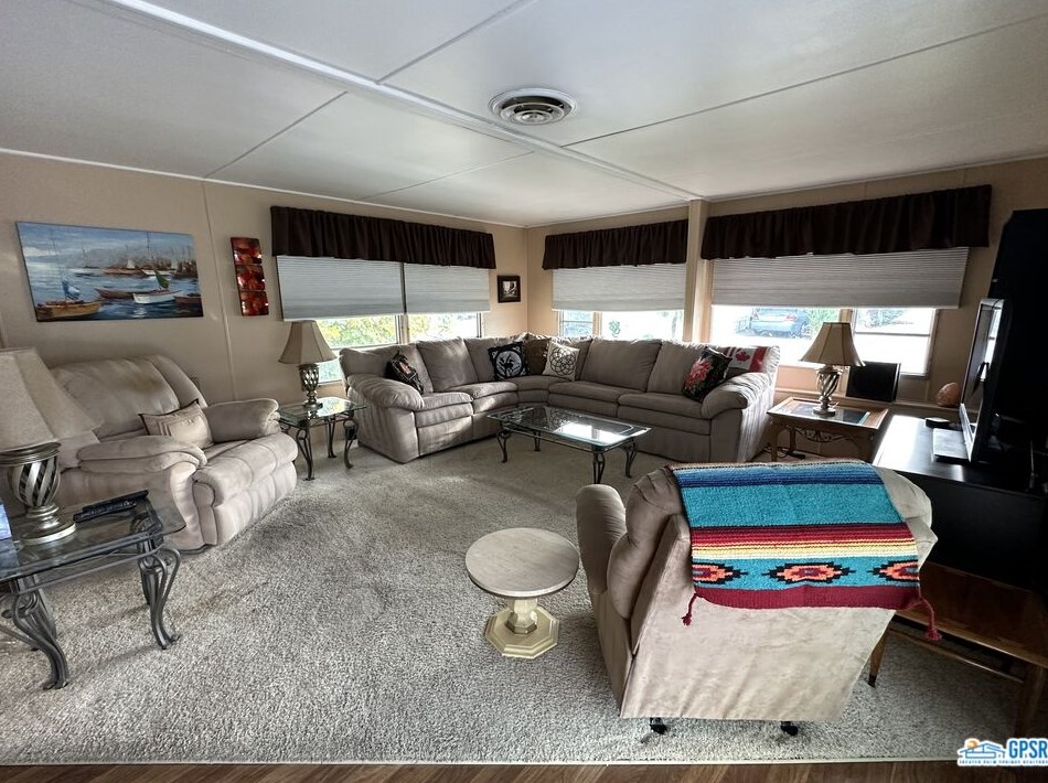 2 Taft Dr, Cathedral City CA  92234-6524 exterior