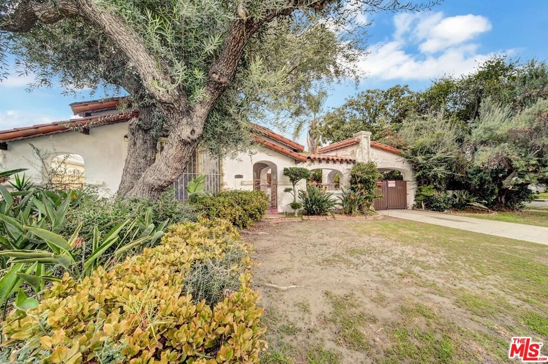 3890 Westside Ave, Los Angeles, CA 90008