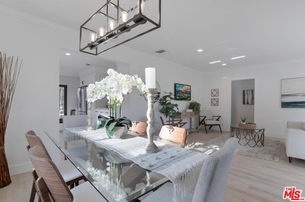 11427 Segrell Way, Los Angeles CA  90230-5357 exterior