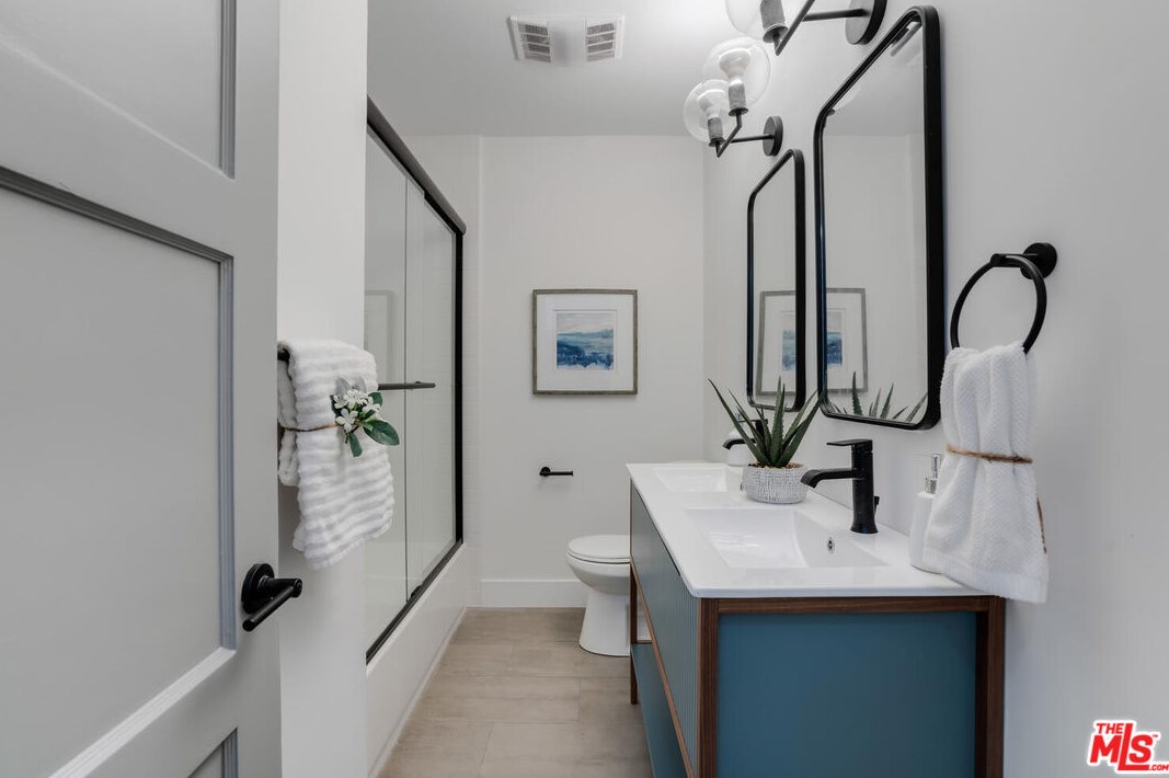 11427 Segrell Way, Los Angeles CA  90230-5357 exterior