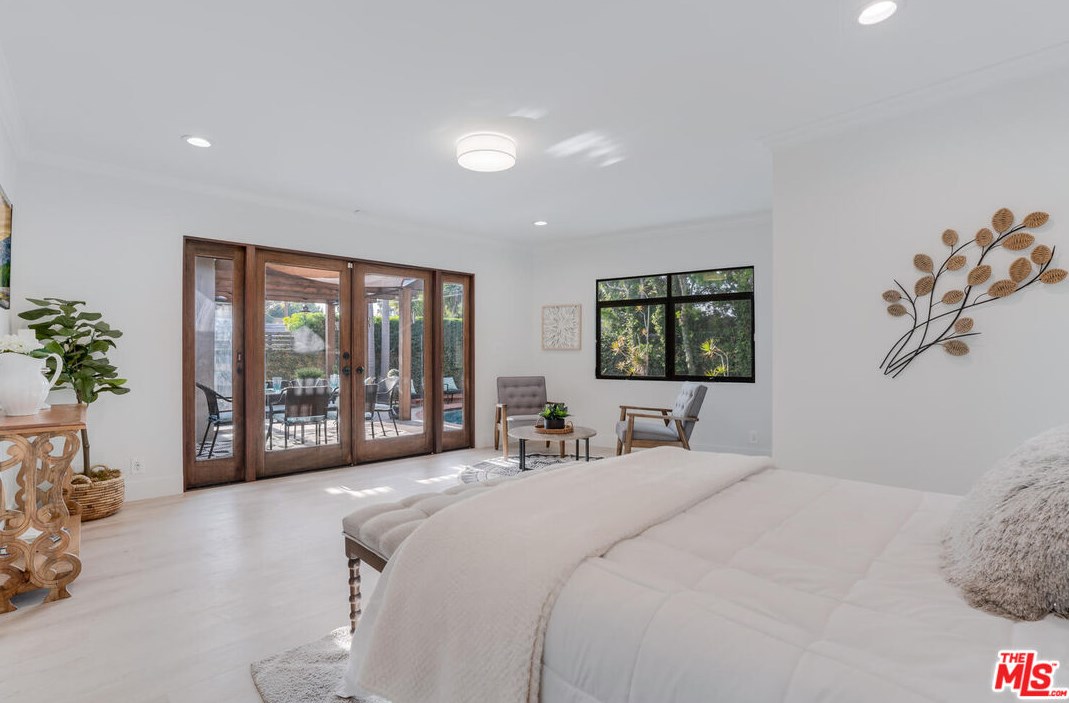 11427 Segrell Way, Los Angeles CA  90230-5357 exterior
