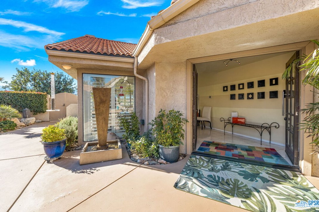 7 Hermosillo Ln, Palm Desert, CA 92260-1605