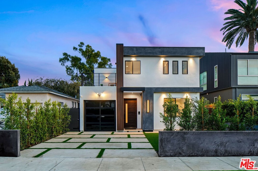 12836 Gilmore Ave, Los Angeles CA  90066-6406 exterior