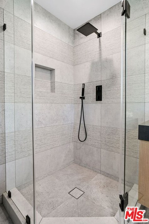 12836 Gilmore Ave, Los Angeles CA  90066-6406 exterior