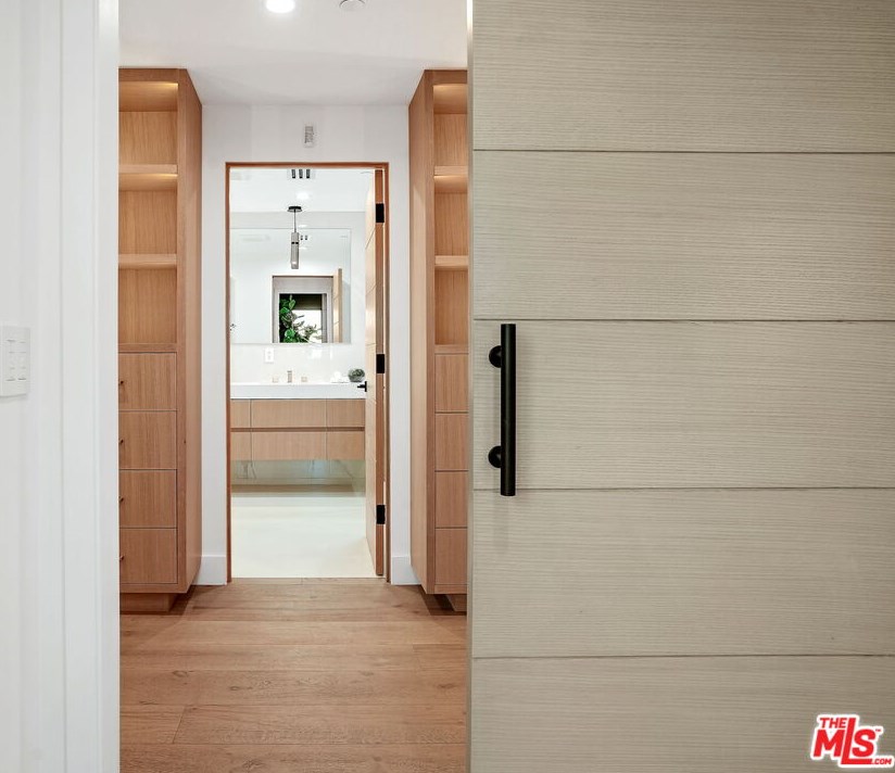 12836 Gilmore Ave, Los Angeles CA  90066-6406 exterior