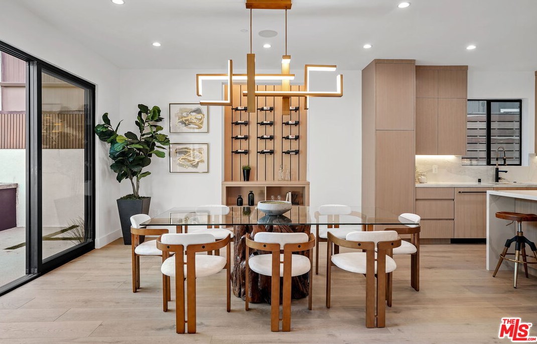 12836 Gilmore Ave, Los Angeles CA  90066-6406 exterior