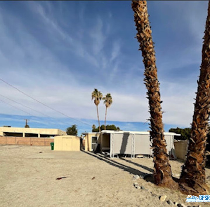 32689 Rancho Vista Dr, Cathedral City, CA 92234-4347