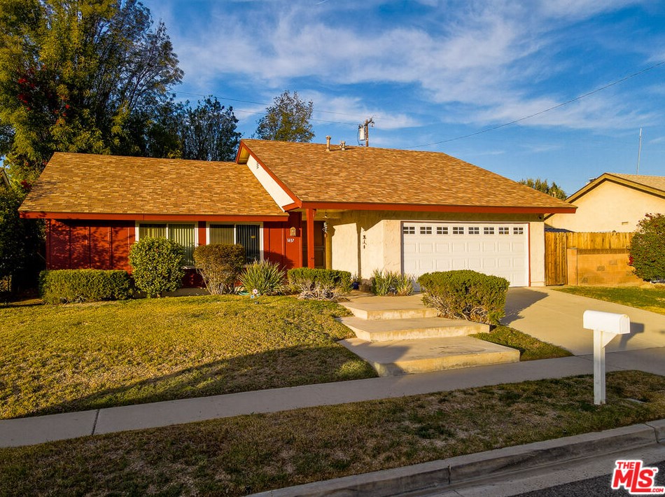 1637 Downing St, Simi Valley, CA 93065