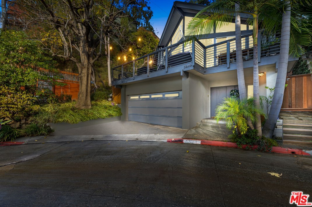 5849 Tuxedo Ter, Los Angeles, CA 90068-2459