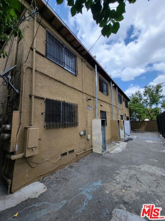 9234 Graham Ave, Los Angeles CA  90002-2919 exterior