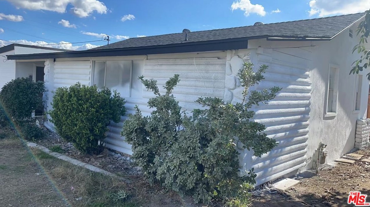 1058 Stevenson St, Colton, CA 92324