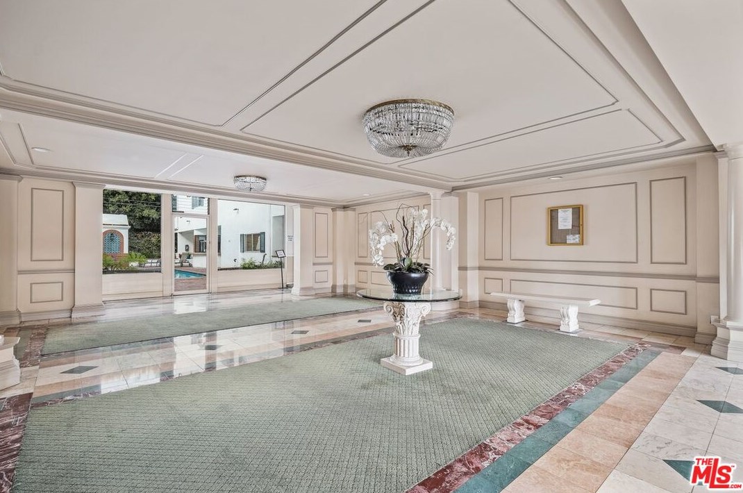 521 Montana Ave #106, Santa Monica, CA 90403