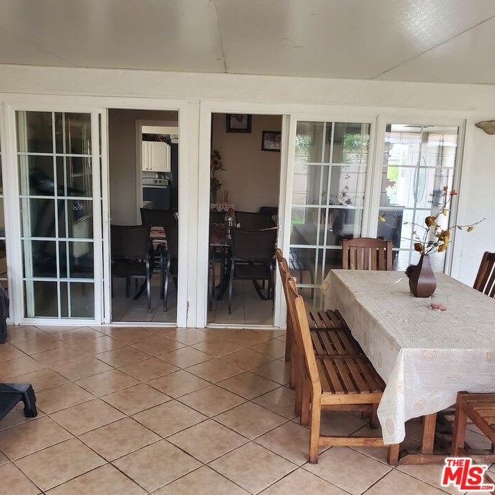 2337 S Towner St, Santa Ana, CA 92707