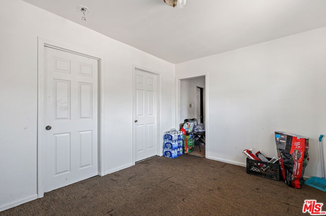 1116 101st St, Los Angeles, CA 90002-3334