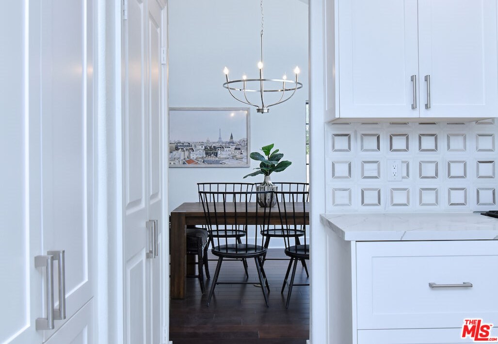 5558 Spring Hill Ct, Thousand Oaks CA  91362-5429 exterior