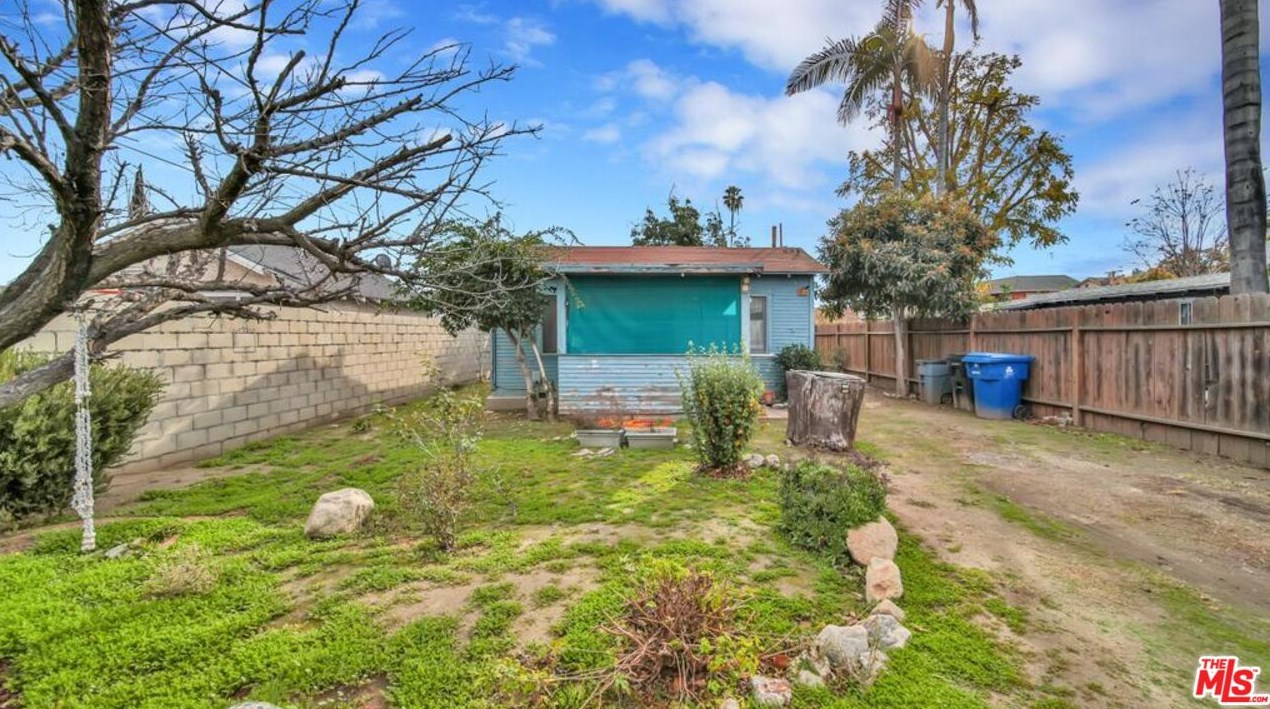 2838 Marsh St, Los Angeles, CA 90039-2909