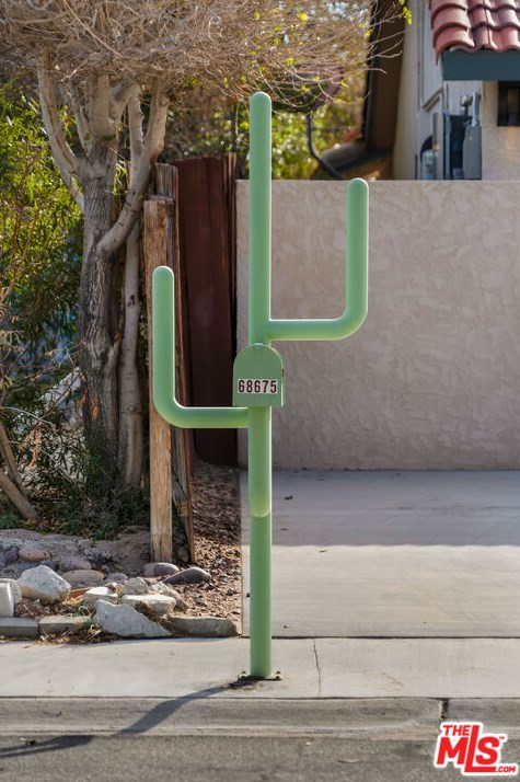 68675 Jarana Rd, Cathedral City CA  92234-3756 exterior