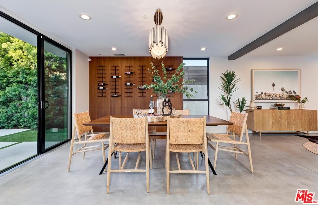 8899 Hubbard St, Los Angeles CA  90232-2401 exterior