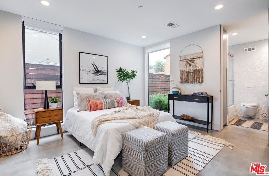 8899 Hubbard St, Los Angeles CA  90232-2401 exterior