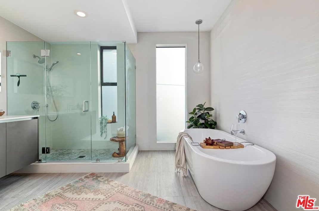 8899 Hubbard St, Los Angeles CA  90232-2401 exterior