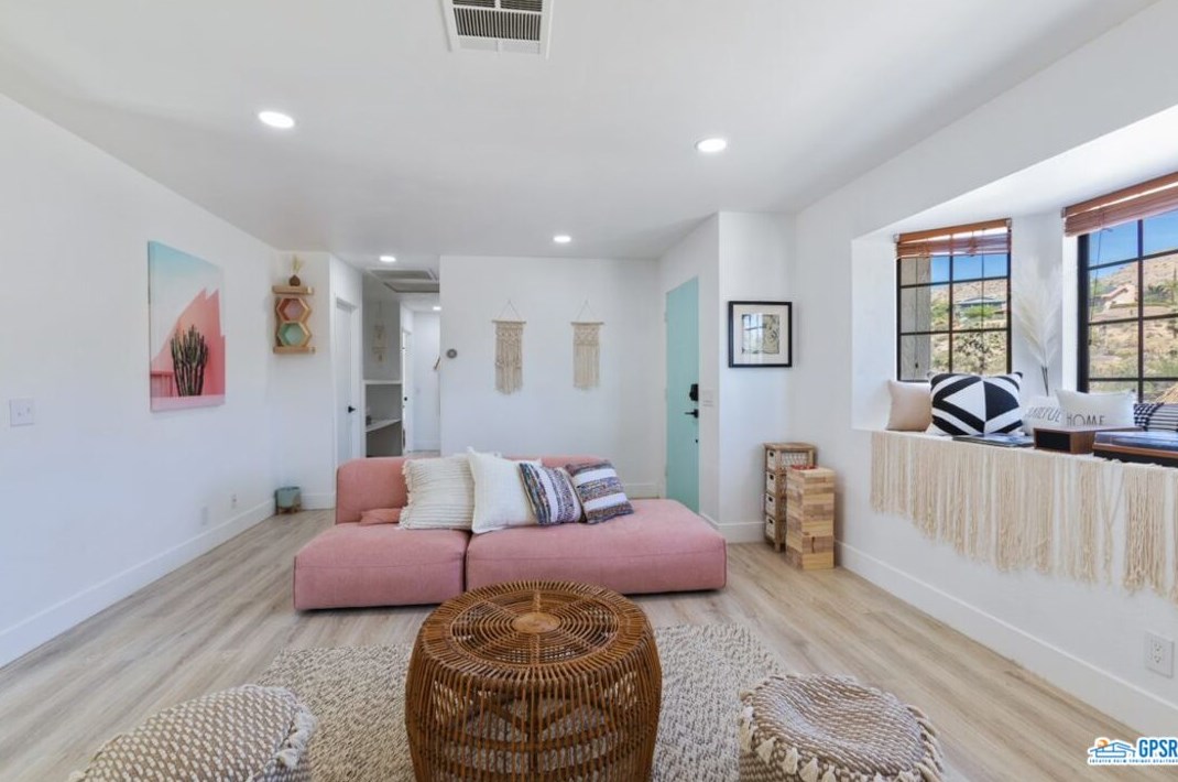 54610 Primavera Dr, Yucca Valley CA  92284-2386 exterior