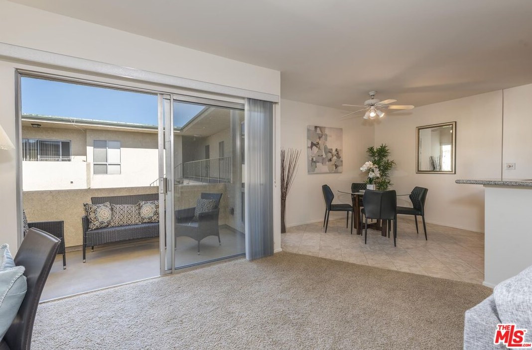 5328 Newcastle Ave #57, Van Nuys, CA 91316