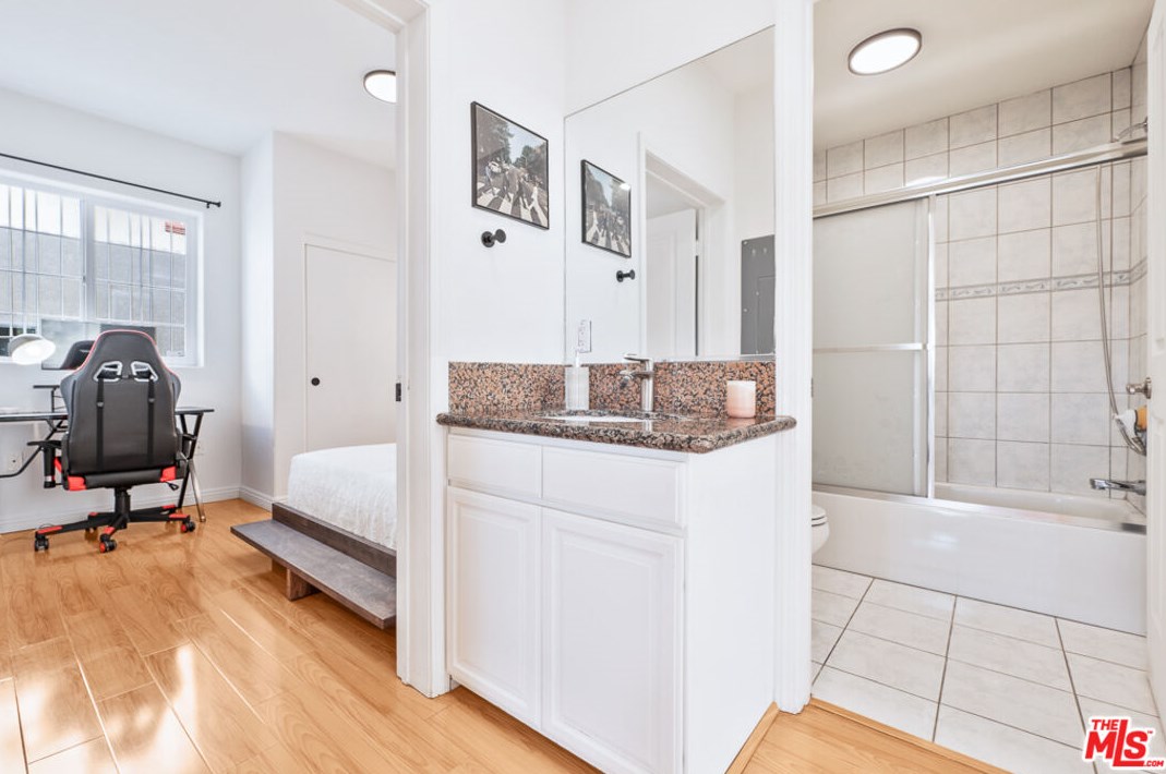 5058 Williams Pl, Los Angeles CA  90032-4016 exterior