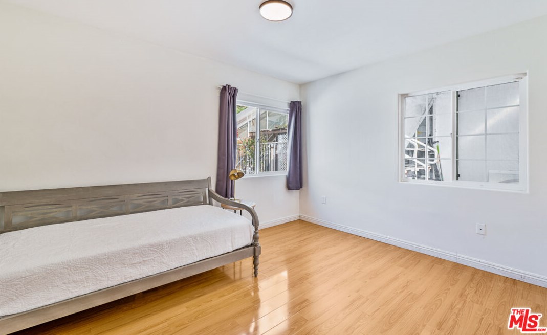 5058 Williams Pl, Los Angeles CA  90032-4016 exterior