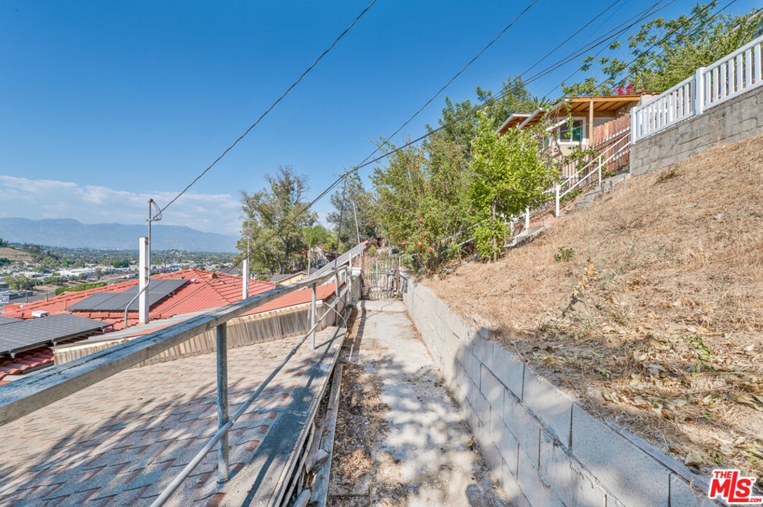 5058 Williams Pl, Los Angeles CA  90032-4016 exterior
