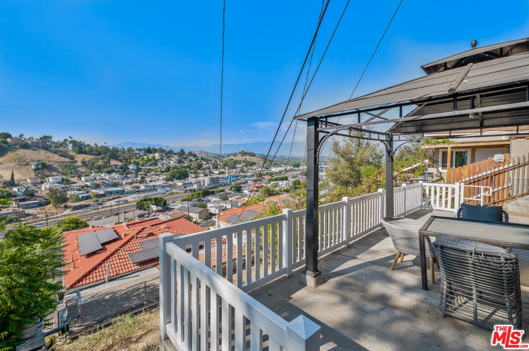 5058 Williams Pl, Los Angeles CA  90032-4016 exterior
