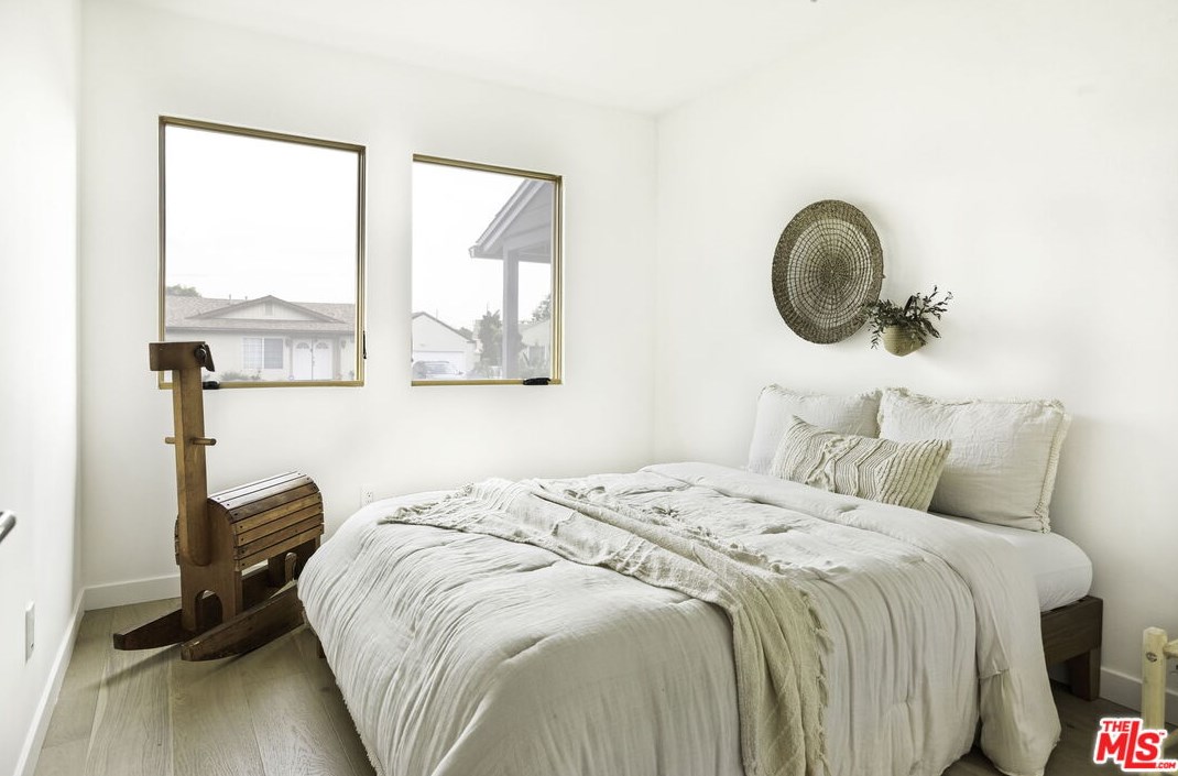 8511 Belford Ave, Los Angeles CA  90045-4315 exterior