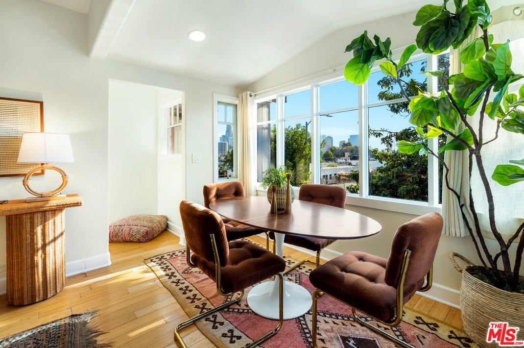 1621 Rockwood St, Los Angeles, CA 90026-5593