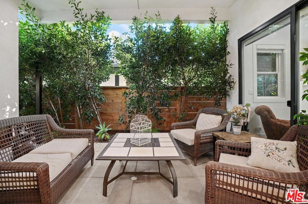 4169 Mildred Ave, Los Angeles CA  90066-5721 exterior