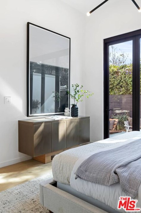 9004 Dicks St, Los Angeles CA  90069-4809 exterior