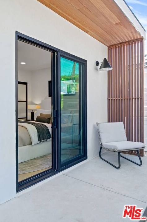 9004 Dicks St, Los Angeles CA  90069-4809 exterior