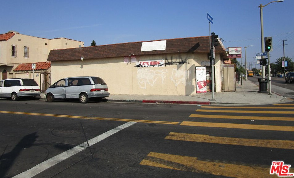 4348 Budlong Ave, Los Angeles, CA 90037-2319
