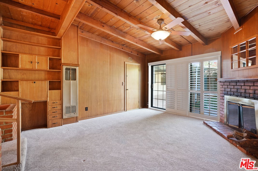 12825 Stanwood Dr, Los Angeles CA  90066-1739 exterior