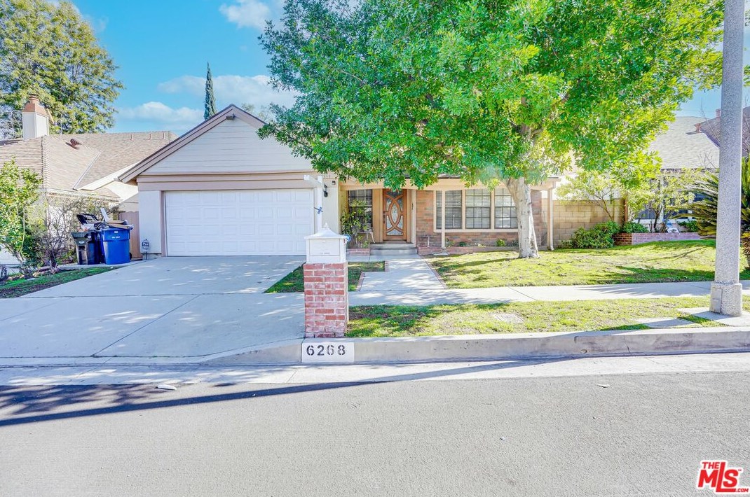 6268 Crebs Ave, Los Angeles CA  91335-6815 exterior