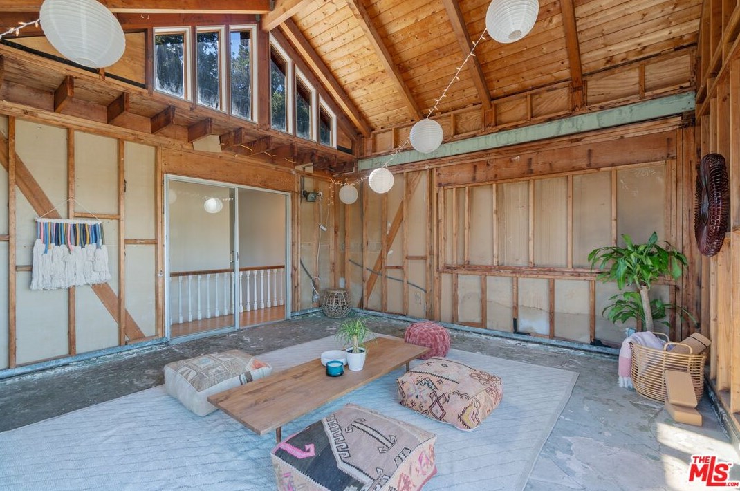 1411 Wildwood Dr, Los Angeles CA  90041-3130 exterior