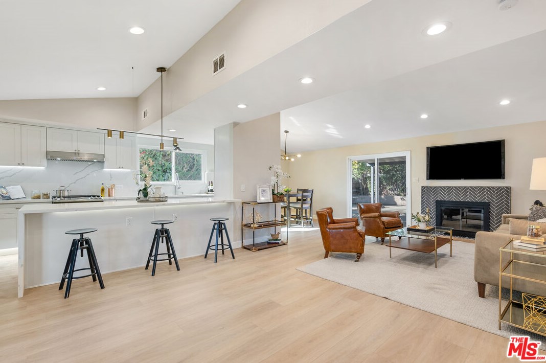 5813 Los Angeles Way, Buena Park, CA 90620