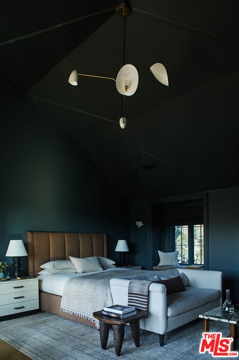 665 Walther Way, Los Angeles CA  90049-2314 exterior