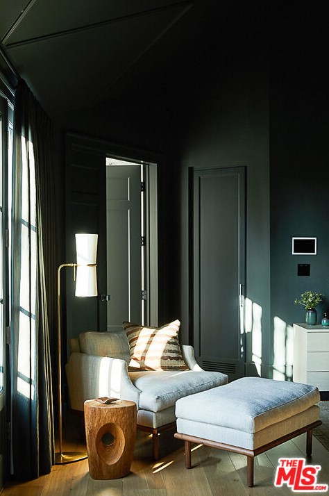 665 Walther Way, Los Angeles CA  90049-2314 exterior