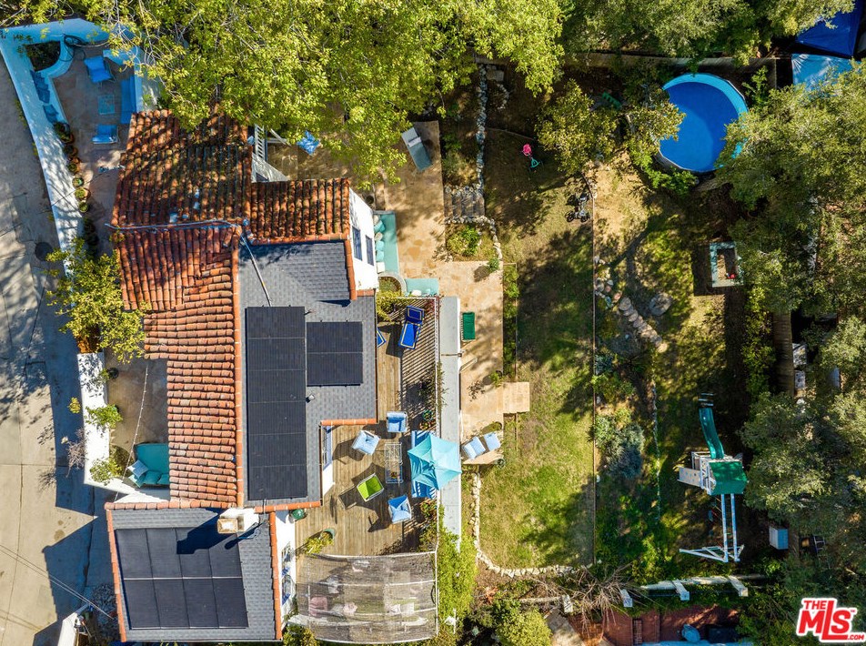 8754 Arlene Ter, Los Angeles CA  90046-1434 exterior