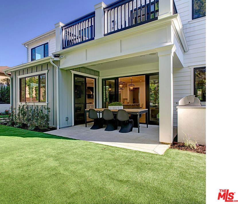 825 Norman Pl, Los Angeles CA  90049-1532 exterior