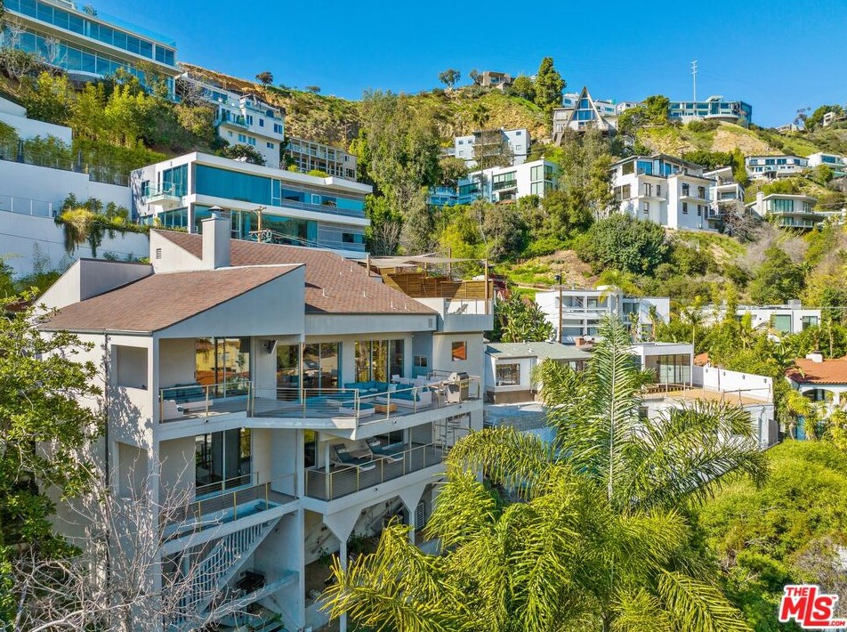 8614 Hollywood Blvd, Los Angeles, CA 90069