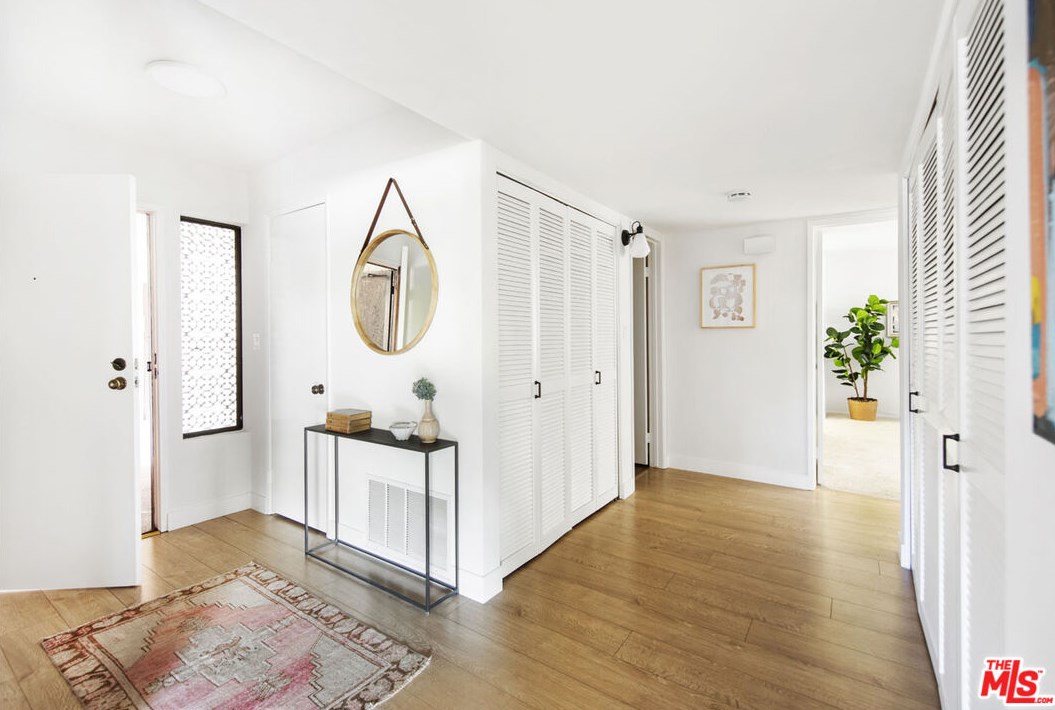 1325 Valley View Rd #110, Glendale, CA 91202