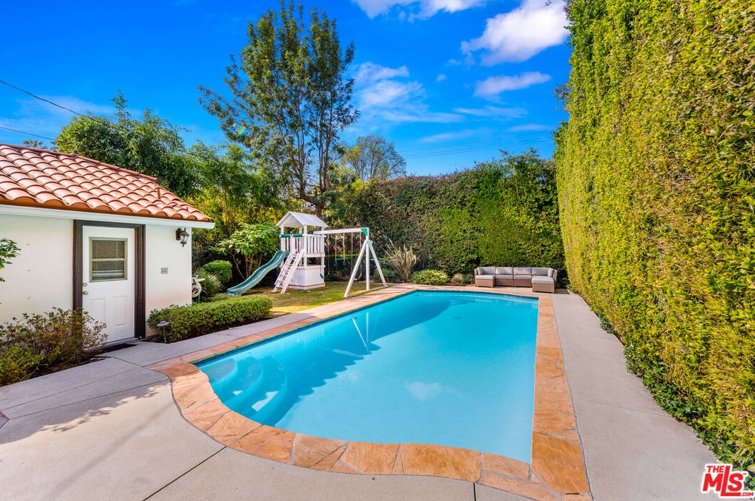 4539 Tobias Ave, Van Nuys, CA 91403